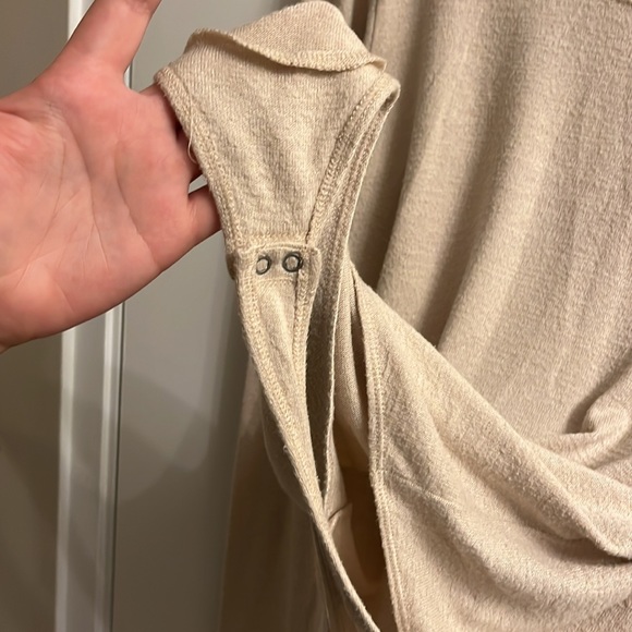 A&F Soft Body Suit - Picture 4 of 6